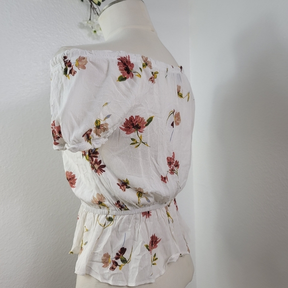 MOA MOA PARISIAN PETITE OFF SHOULDER TOP IN FLORAL PRINT - Picture 8 of 14